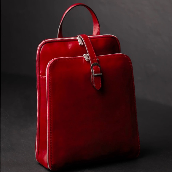 Time Resistance Womens Convertible Leather Backpack Shoulder Bag - Clarissa Red - Picture 12 of 16